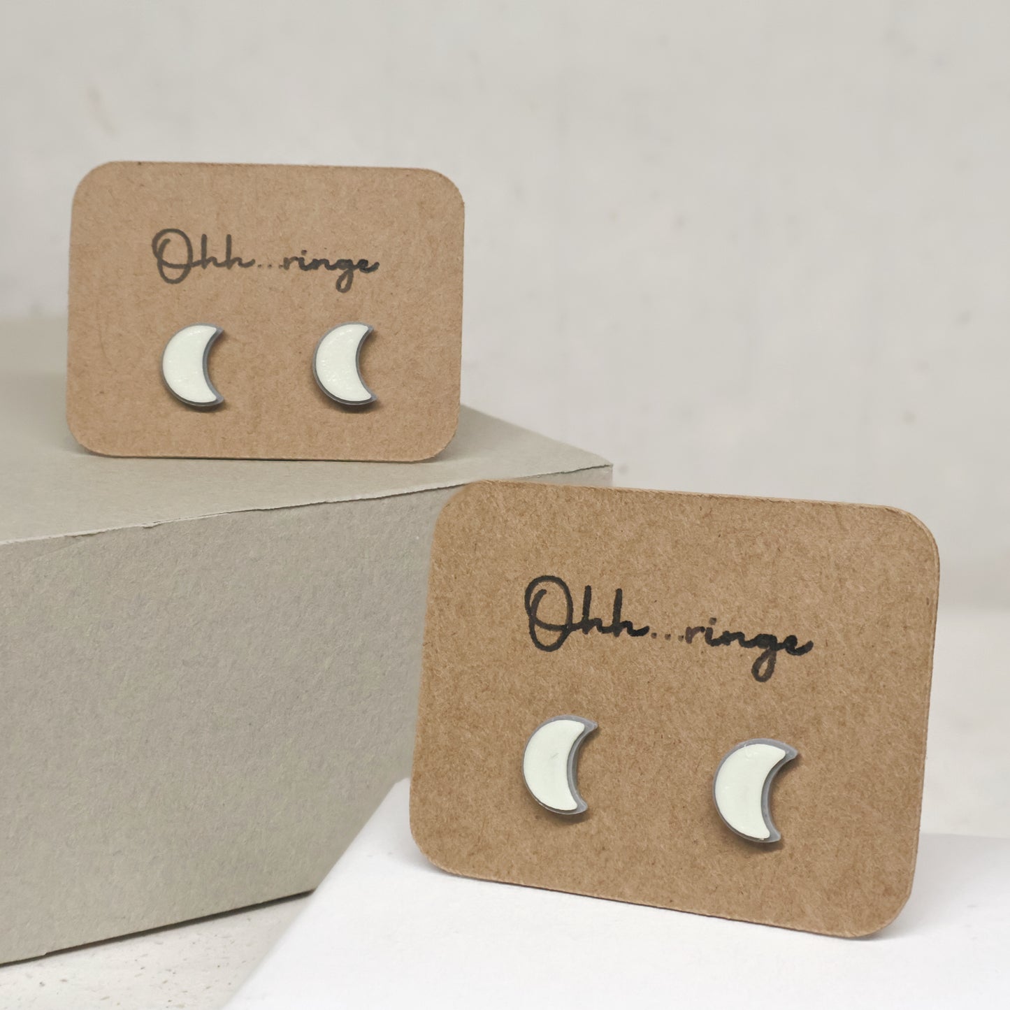 Pendientes Luna